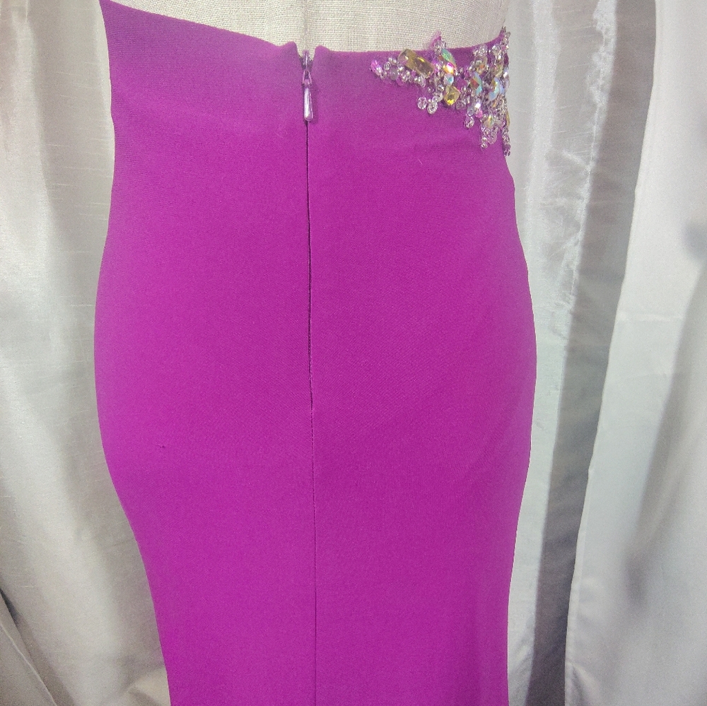 Cache Designer Sheath Dress,One Shoulder Purple, Jeweled Beads, Leg Slit, Long 0 - Picture 8 of 16